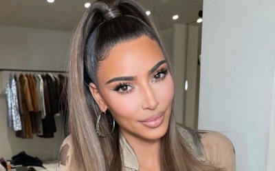 Ким Кардашьян уснула в кресле стилиста и стала мемом