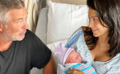 Жена Болдуина объяснила, почему обратилась к суррогатной матери