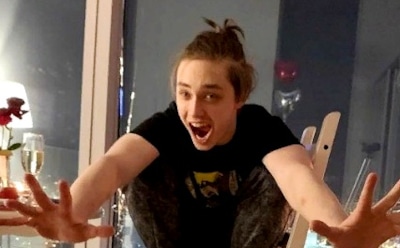 Сын Наташи Королевой собрался жениться на стриптизерше