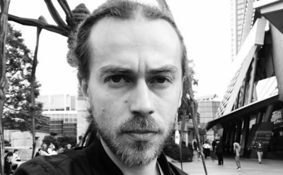 Мать Децла пожаловалась, что ее два года преследует незнакомец