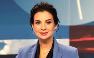 Стриженова вышла на связь из больницы после падения в студии