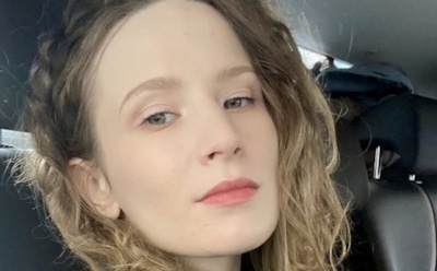 Лоза высмеял Монеточку за билборд в Нью-Йорке