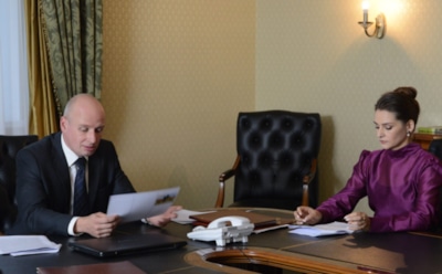 История о предательстве родных: актеры и их роли в сериале «Я все начну сначала»