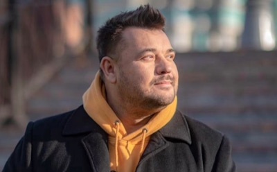 «Не могу петь и веселить»: Жуков перенес концерты после стрельбы в школе в Казани