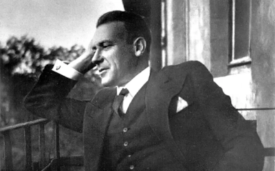 Связь со Сталиным, дружба с дьяволом и другие факты о Михаиле Булгакове