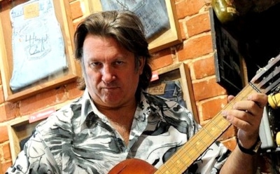 Лоза потребовал блокировки выпуска шоу «Голос» и 5 млн рублей