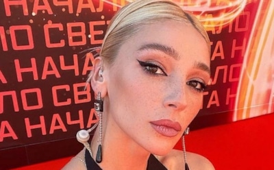 Ивлеева упала на красной дорожке Премии «Муз-ТВ»