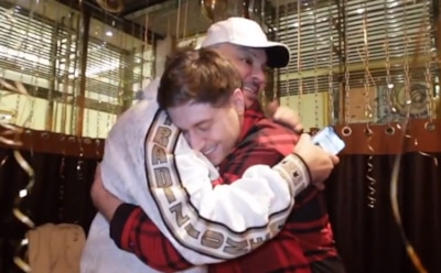 Премию «Муз-ТВ» проверят из-за «свадьбы» Киркорова с Давой и блогеров в платьях