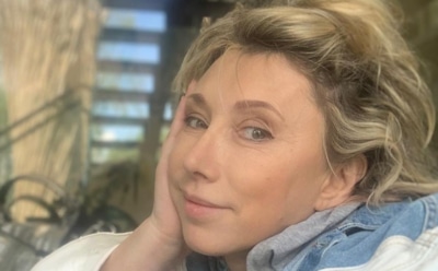 Елена Воробей показала подарки, полученные на 54-летие