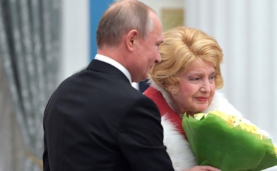 Путина попросили изгнать худрука МХАТа