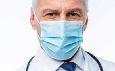 «Маскируется»: инфекционист назвал новые симптомы COVID-19