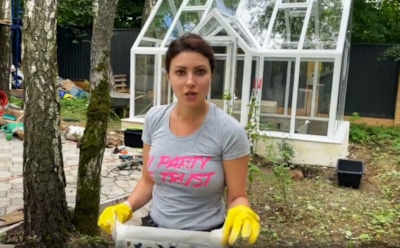 Анастасия Макеева занялась реставрацией мебели из-за нехватки денег