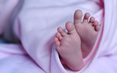 Тройняшки родились с разницей в семь лет