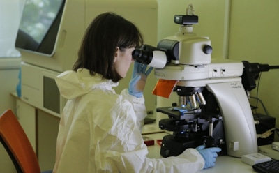 Случаи COVID-19 среди привитых участились