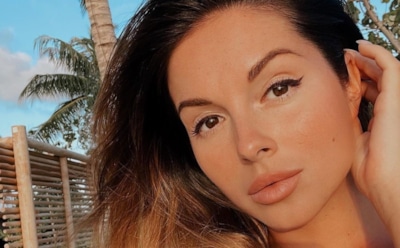 Певица Нюша предстала с округлившимся животом