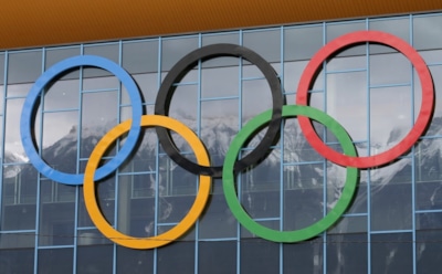 Режиссера церемонии открытия Олимпиады уволили из-за давней шутки