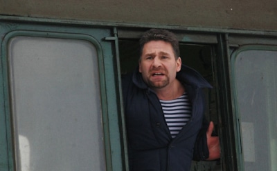 Актер Игорь Регнер найден дома в критическом состоянии после избиения