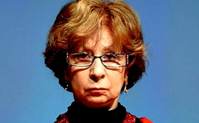 Скандальный спектакль с Ахеджаковой сняли с показа