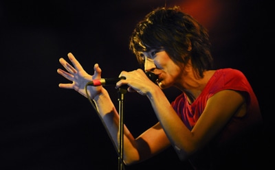 Ранение за «Мурку», конфликт с Эрнстом и другие факты о Земфире