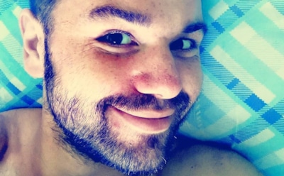 Актер «Папиных дочек» Казаков встал на ноги после года лечения