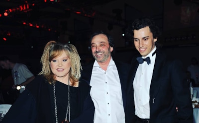 Пугачева почтила память Краснова строчкой из песни «Миллион алых роз»