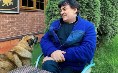 Александр Серов продает роскошную квартиру в Москве