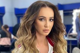 Концерты Бузовой отменяют из-за отсутствия спроса – СМИ