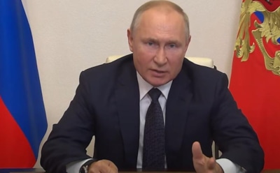 Путин приказал выплатить блокадникам по 50 тысяч рублей