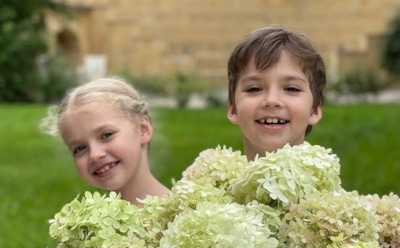 Галкин выложил кадры с «супергеройского» дня рождения детей