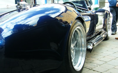 Самые мощные автомобили в мире: от гоночных до грузовых