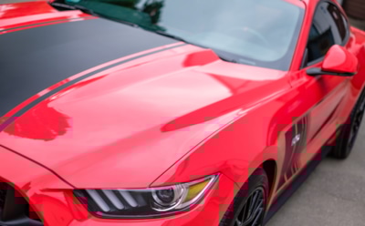 Самая быстрая машина в мире: от гоночных до электрических