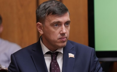 «Ветераны России» требуют закрыть шоу «Игра» из-за поцелуя мужчин