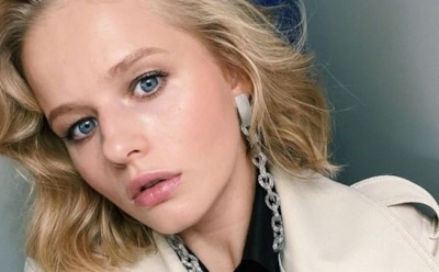 Таксист поскандалил с Сашей Бортич и высадил ее с грудным ребенком