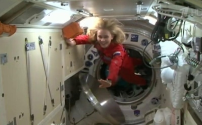 Невозможно поверить: главные слухи о полете Юлии Пересильд и Клима Шипенко