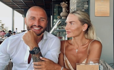 У жены забившего автогол игрока сборной РФ стали требовать деньги