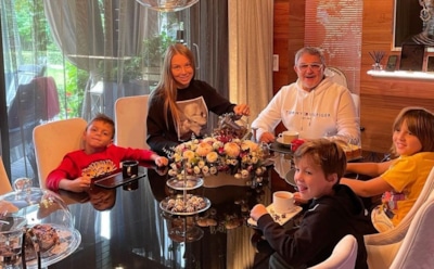 Дибров платит за школу для сыновей 450 тысяч рублей в месяц