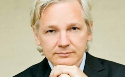 У Джулиана Ассанжа в тюрьме случился инсульт