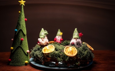 10 интересных поделок на Новый год своими руками