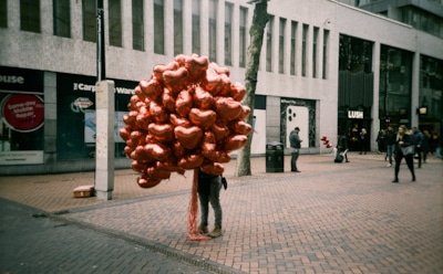 День святого Валентина — интересные факты о празднике: история возникновения, традиции, символы