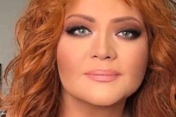 Певица Анастасия составила завещание и ответила на слухи об алкоголизме