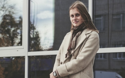 Стилисты составили список незаменимых вещей в весеннем гардеробе