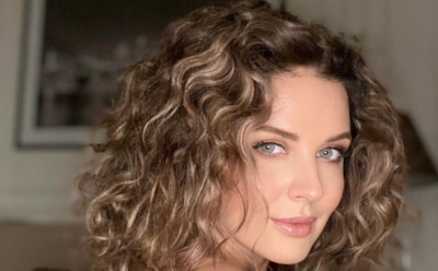 15-летняя дочь Власовой сбежала в ОАЭ после ссоры с матерью