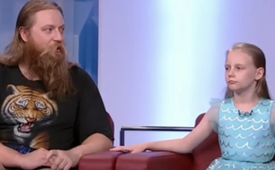 Учителя рассказали о детстве отца 9-летней студентки МГУ Тепляковой