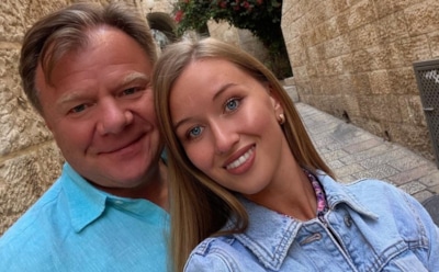 60-летний Игорь Бутман женился на молодой возлюбленной