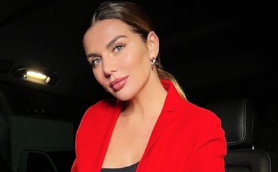 Анна Седокова пожаловалась на обострение кожного заболевания