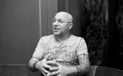 Умер экс-скрипач группы «Крематорий» Вадим Саралидзе