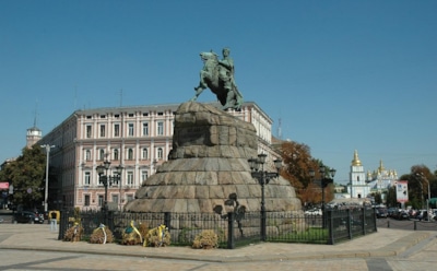 Богдан Хмельницкий — глава антипольского восстания: интересные факты о жизни и делах исторического деятеля