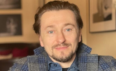 «Меньше кассира»: Безруков рассказал о низкой зарплате сестры-учительницы