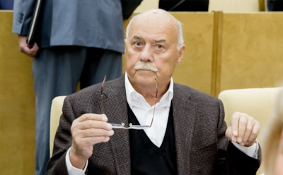 Смерть сына и слухи о романе с Ходченковой: детали личной жизни Станислава Говорухина