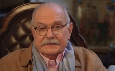 Михалков снимет фильм о супергероях с Петровым и Безруковым